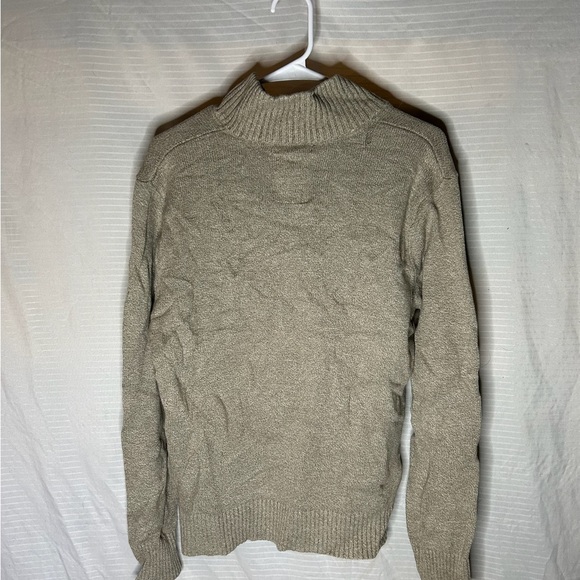 American Eagle Sweater - Picture 3 of 3
